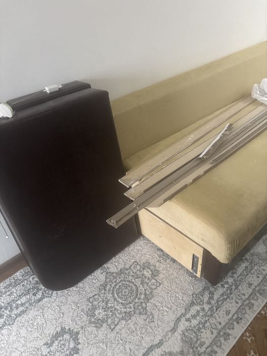 Диван сатылады, тез арада , өте арзан