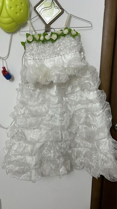 Бальные нарядные платья