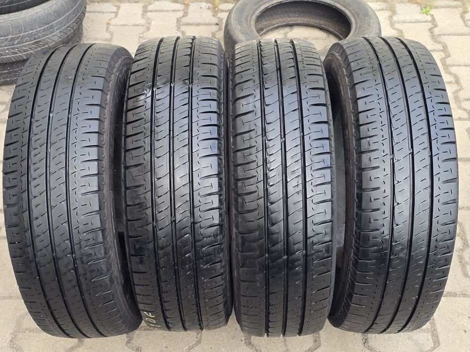 205 70 15 c Michelin