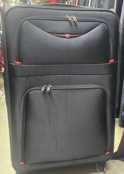 Продаем Чемоданы