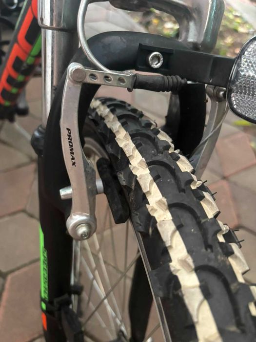 Vând bicicletă CROSS SPEEDSTER, în stare bună, folosită foarte puțin.
