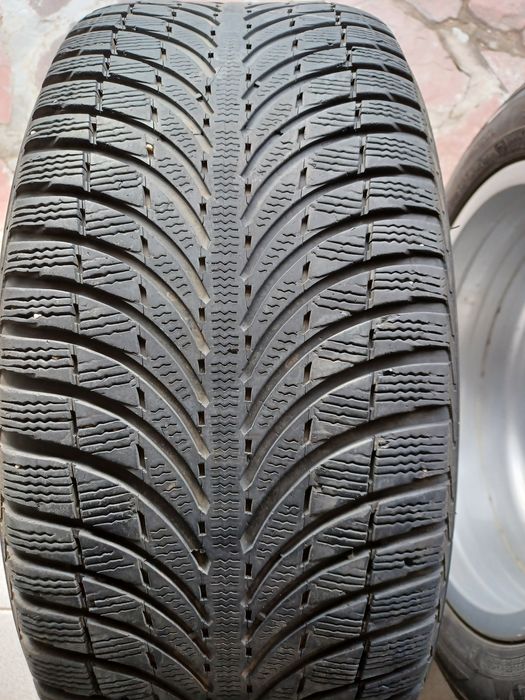 19-BMW X5.X6-F15.F16 Оригинални,зимни гуми 255.50.19