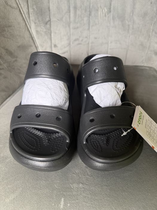 Sandale Crocs Classic Crush Sandal Negre M6/W8 (EUR 38-39) – Noi cu etichetă