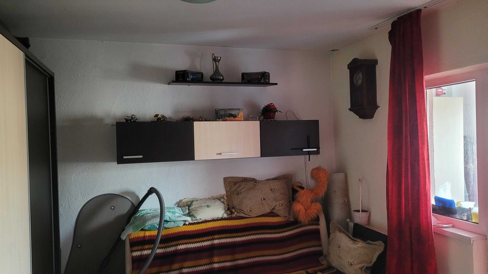 VAND AP3 cam Dec  Roman Nt R Musat ,propietar , predare imediata , partial renovat ,