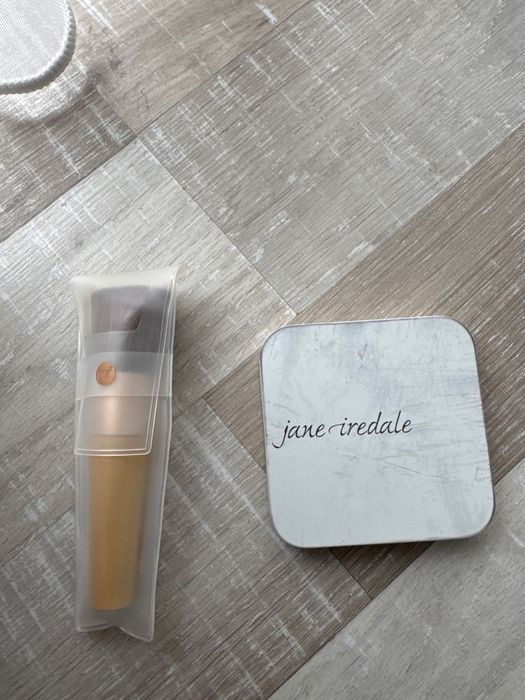 Jame iredale mineral foundation set