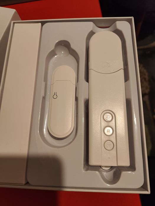 Monitor controller inteligent pentru jaluzele