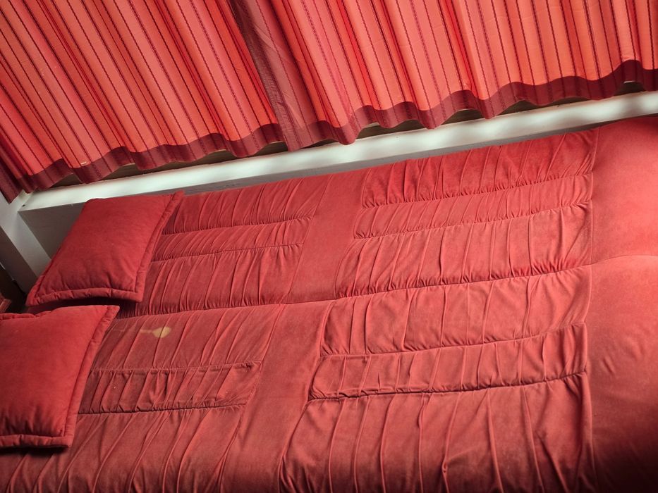 Разтегателни дивани и легла от 150лв до 300лв