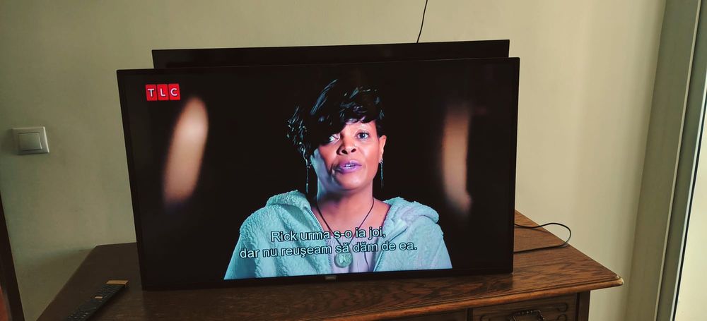 Philips 81 Cm Smart TV