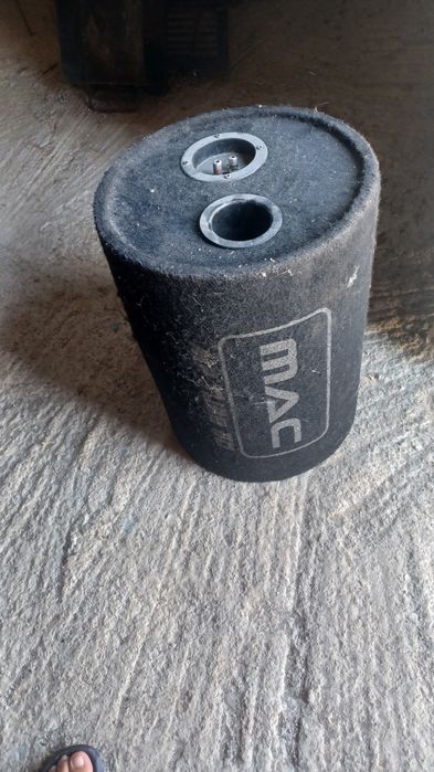 Vând subwoofer și radio cu cd și casetă