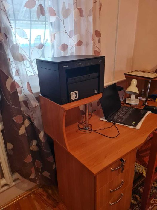 Продается в отличном состоянии принтер МФУ MF3010 бренд «Canon» .