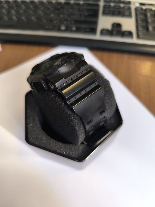 Часовник Casio G-SHOCK GA-100 в добро състояние