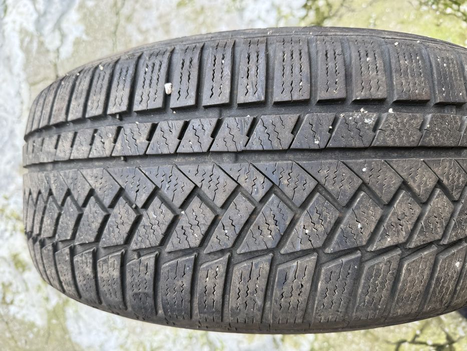 Продавам зимни гуми