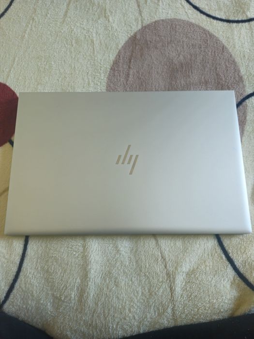 HP Elitebook G8.