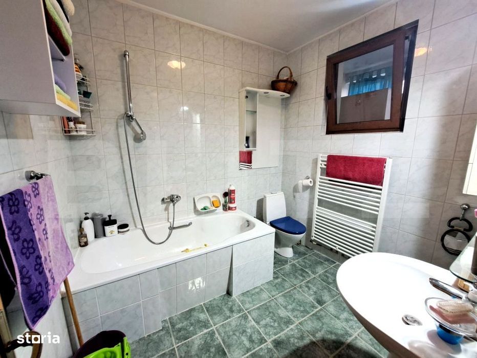 Casa spatioasa P+E+M de vanzare – Harman | 5 camere | Curte 500 mp