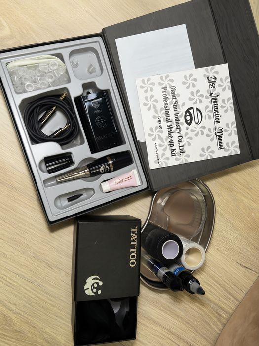 Машинка для татуажа GiantSun  Professional Make-up Kit