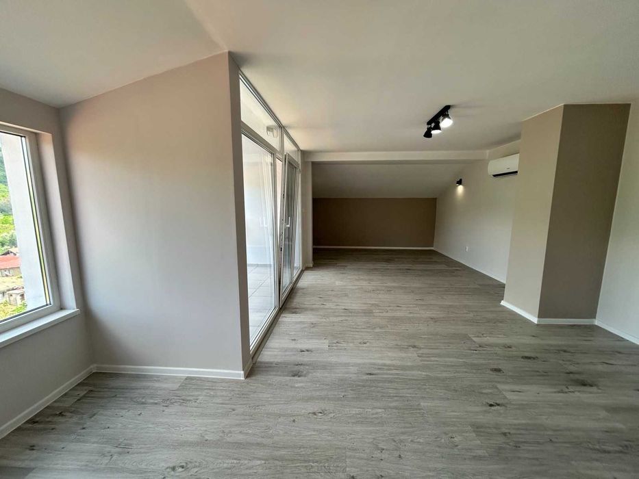 Продава се Тристаен апартамент в Велико Търново, Акация - 94 кв.м за 1118 €/кв.м - Снимка #5