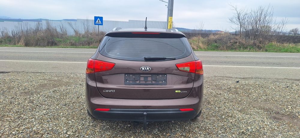 Kia Ceed 1.6 benzina aspirat fabricatie 2014 euro 5