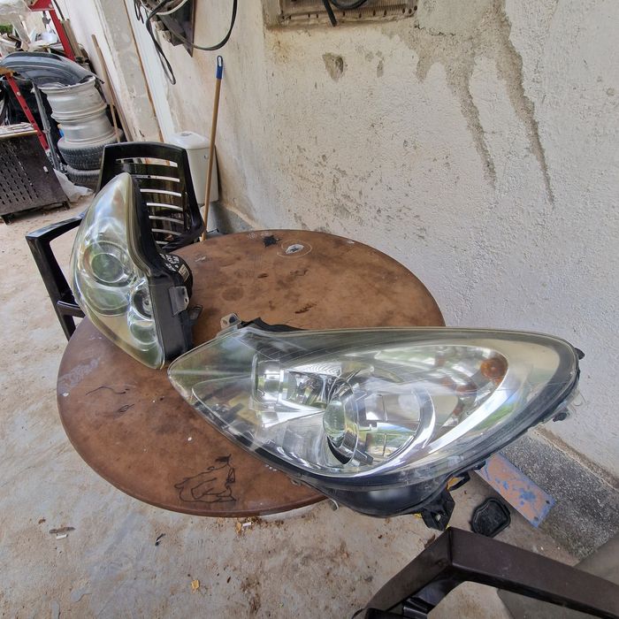 Opel Corsa D opc 2009 ляв и десен фар