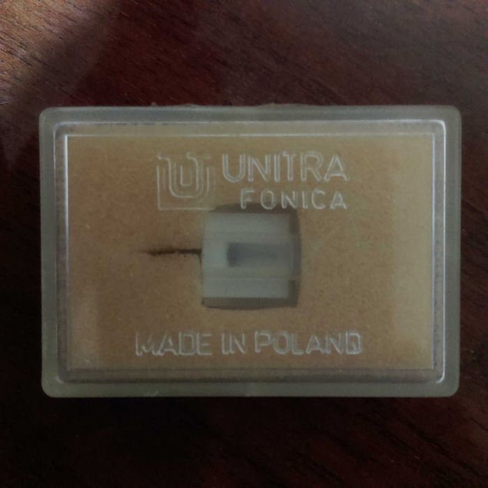 Очень срочно продаётся алмазная иголка для электропроигрывателя Mf-100