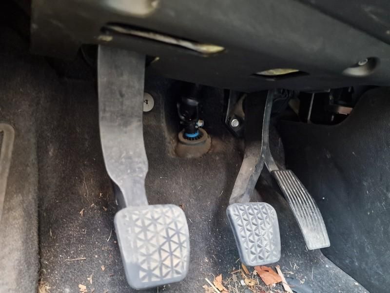 Pod pedalier Europa Chevrolet Orlando J309