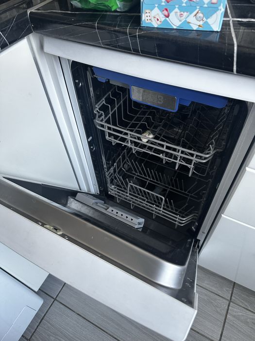 Продается посудомоечная машина б/у