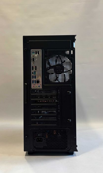Геймърски компютър AMD Ryzen 9 3900X, RX 6900 XT 16GB, 32GB ram
