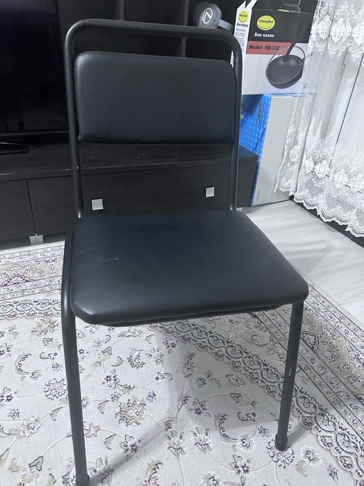 продам стулья срочно