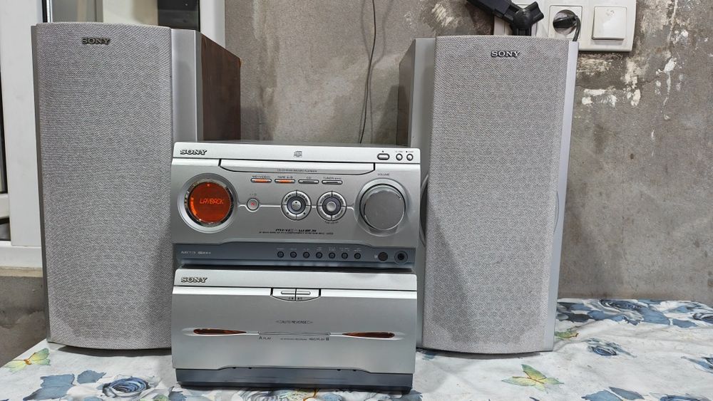 Музикалний центр SONY