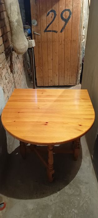 Трапезна маса масив