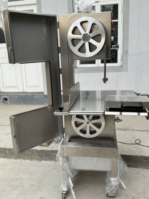 Суяк кесадигон апарат. Мясорубка Гушт арра. Суяк арра.Пила для мясо.