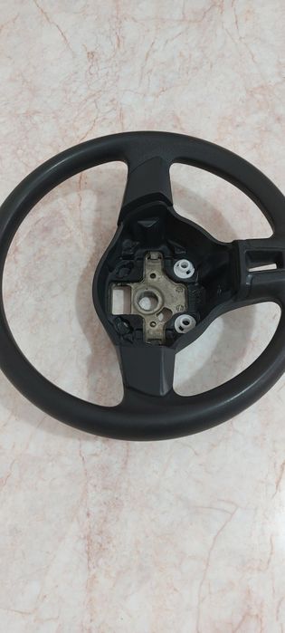 Vând volan Golf 6 fără comenzi în 3 spițe