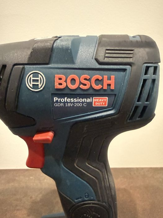 Ударен винтоверт bosch