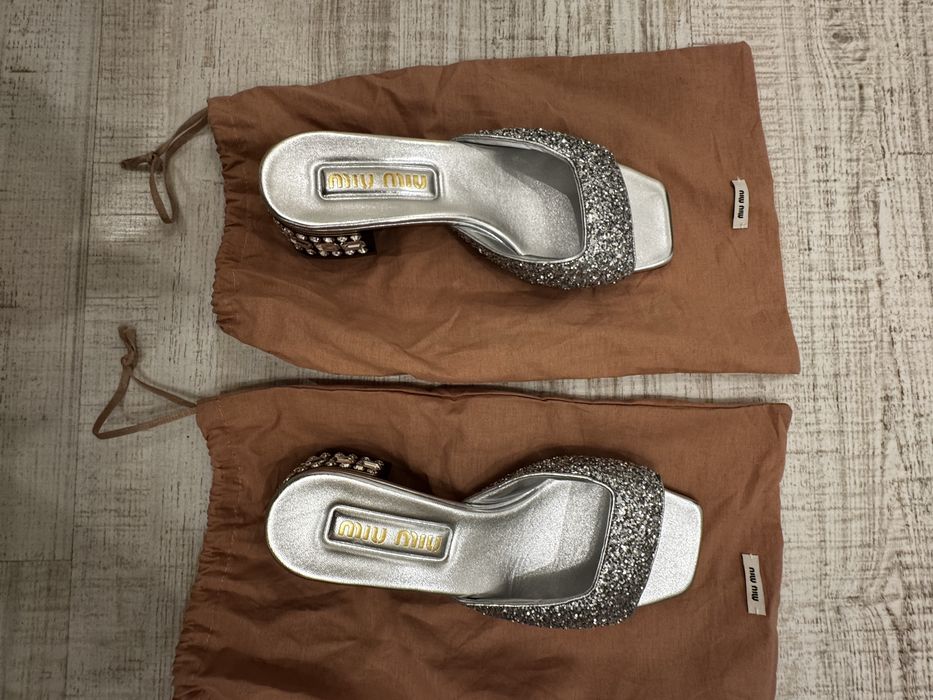 Vand saboti originali MiuMiu, cumparati din America!