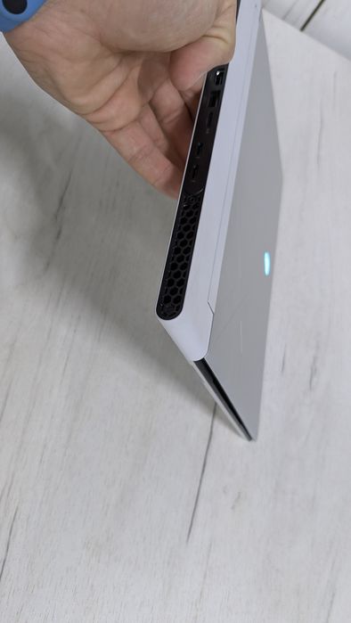 Alienware ноутбук