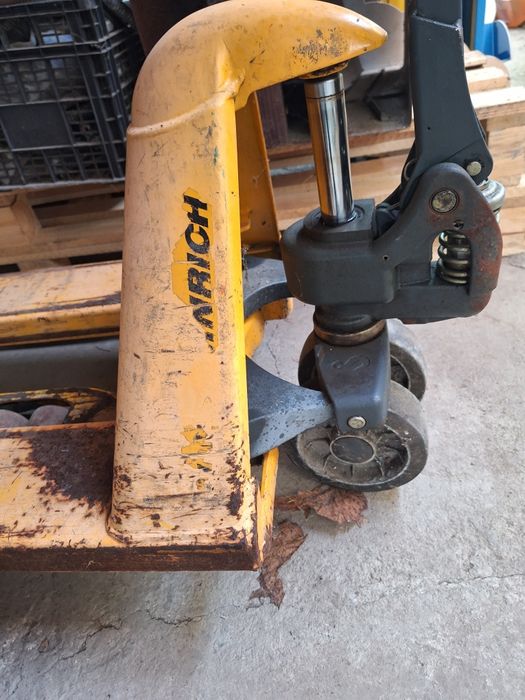 Transpalet manual Jungheinrich 2200 kg