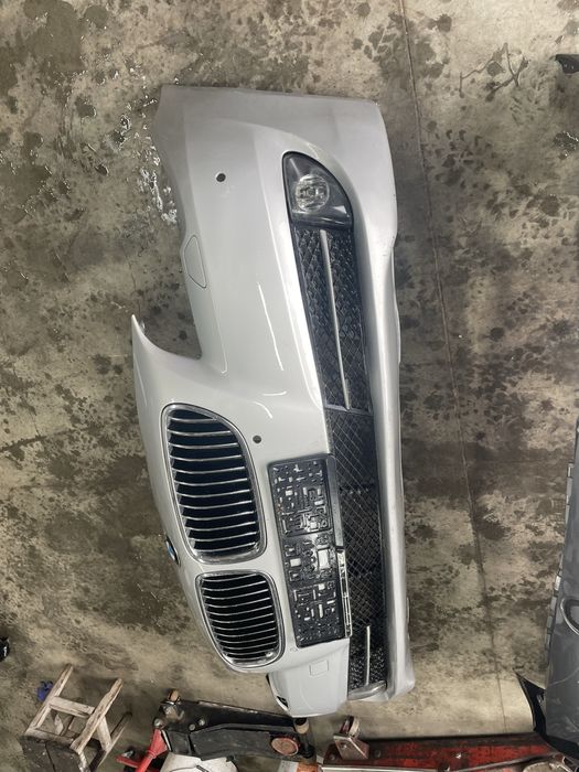 Предни брони за бмв ф10/BMW F10