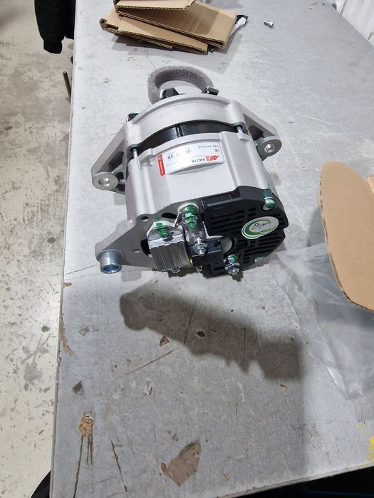 Alternator tractor fiat pe 12 v toată gama 211.215 .250 preț 650 lei b