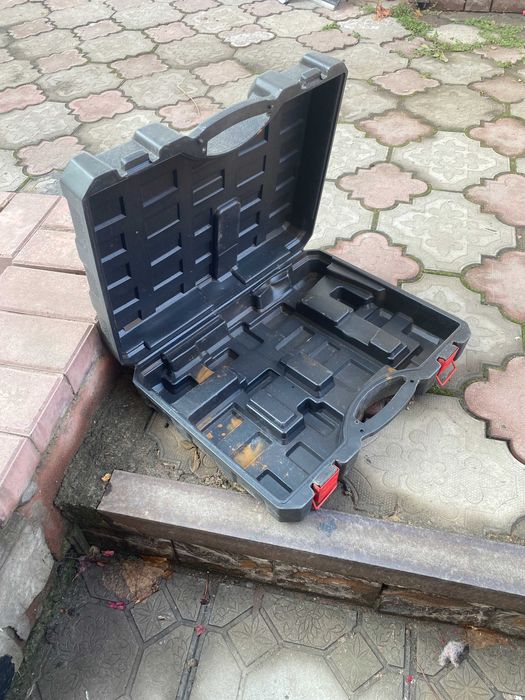 Ящик для перфоратора или для инструментов