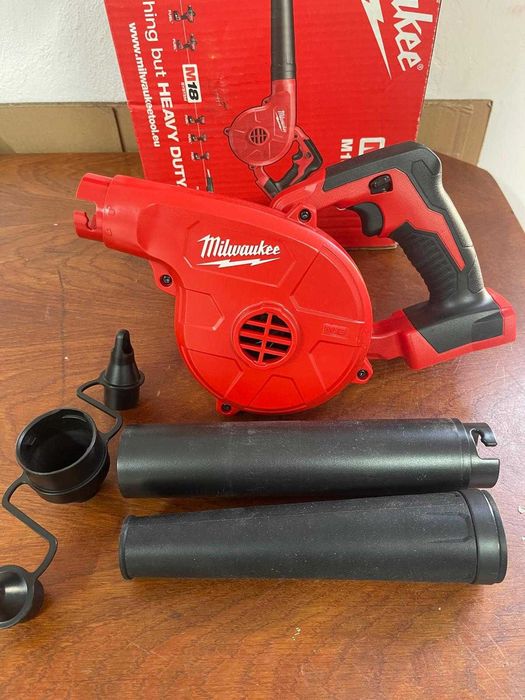 Suflanta compacta Milwaukee M18 BBL-0, viteza aer 42.8 km/h, lungime 375mm, fara acumulator, 4933446216