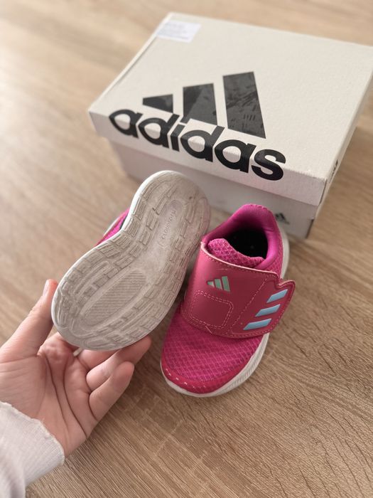 Адидас маратонки