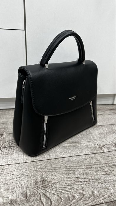 Продам женскую сумочку