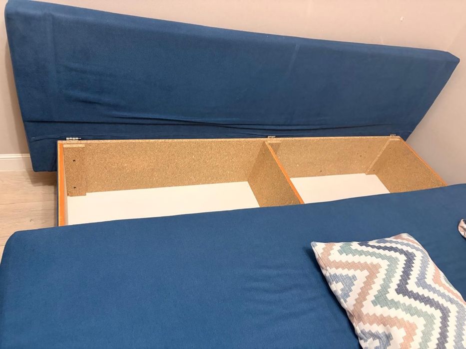 Продам диван-тахта в отличном состоянии