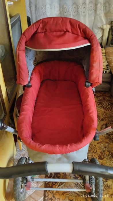 Продам коляску зима-лето