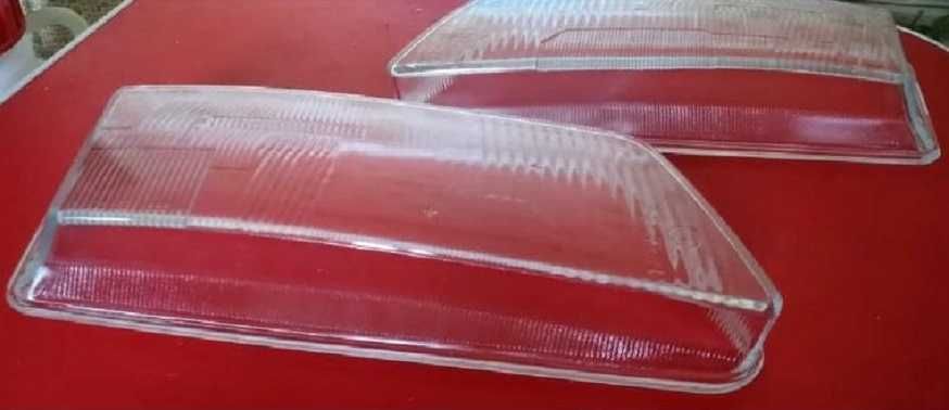 стекло фары AUDI A4