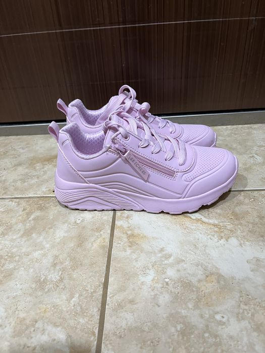 Маратонки Skechers