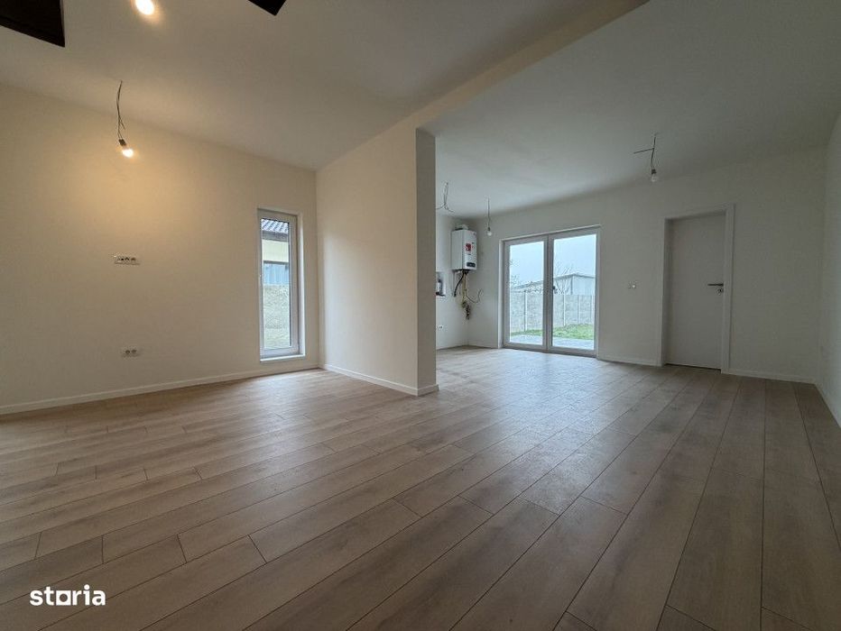Duplex 4 camere, P+M, 100 mp utili, 330mp teren, 20mp terasa-zona Sag
