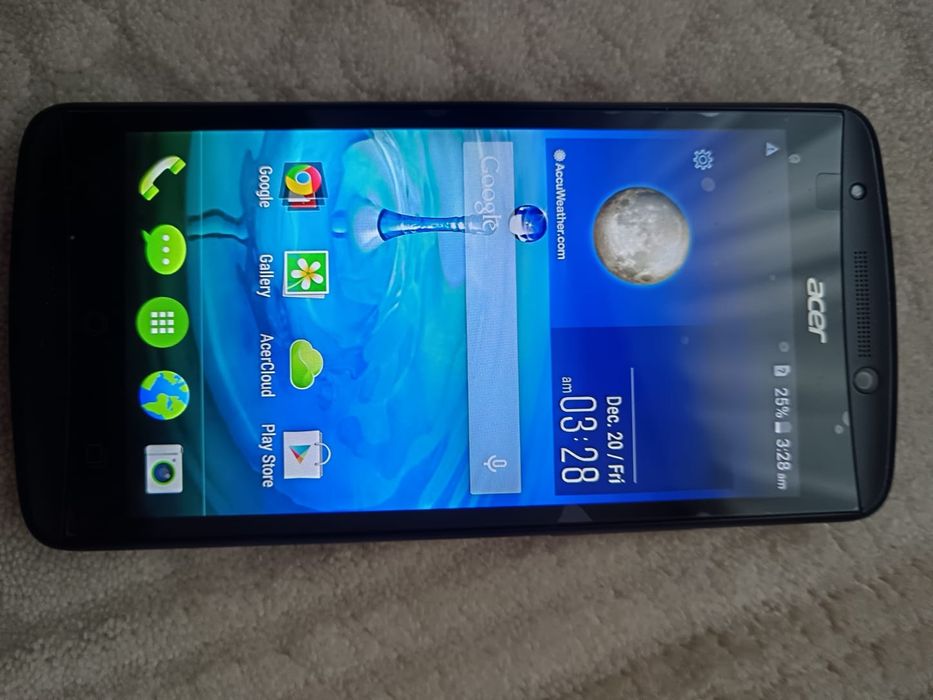 Telefon Acer Liquid E700 trisim