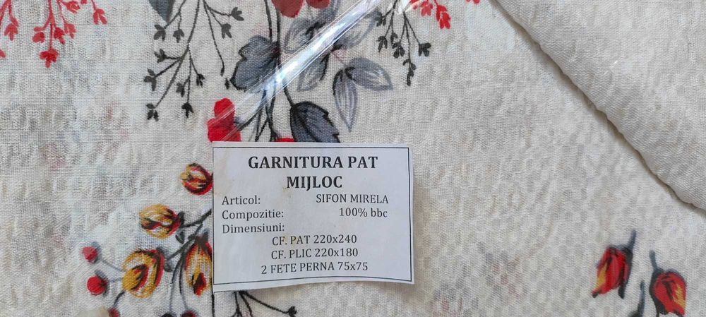 Set lenjerie pat