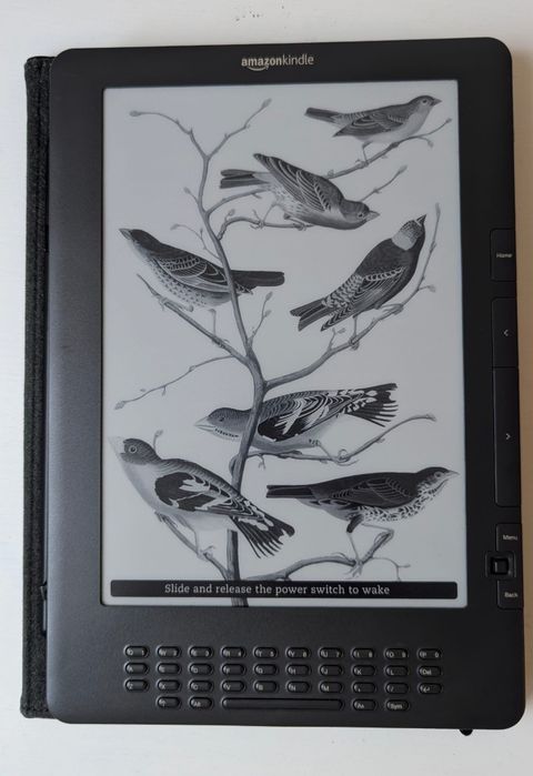 eBook Reader Amazon Kindle DX 4GB Wireless, cu ecran de 9.7 inch
