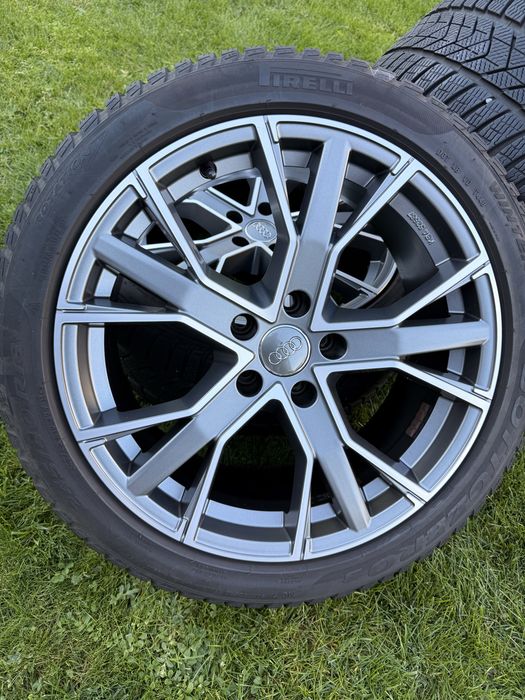 Set roti iarna - jante  cu anvelope 245 40 R18  Audi A5 8jx18 ET25 CB 66.5